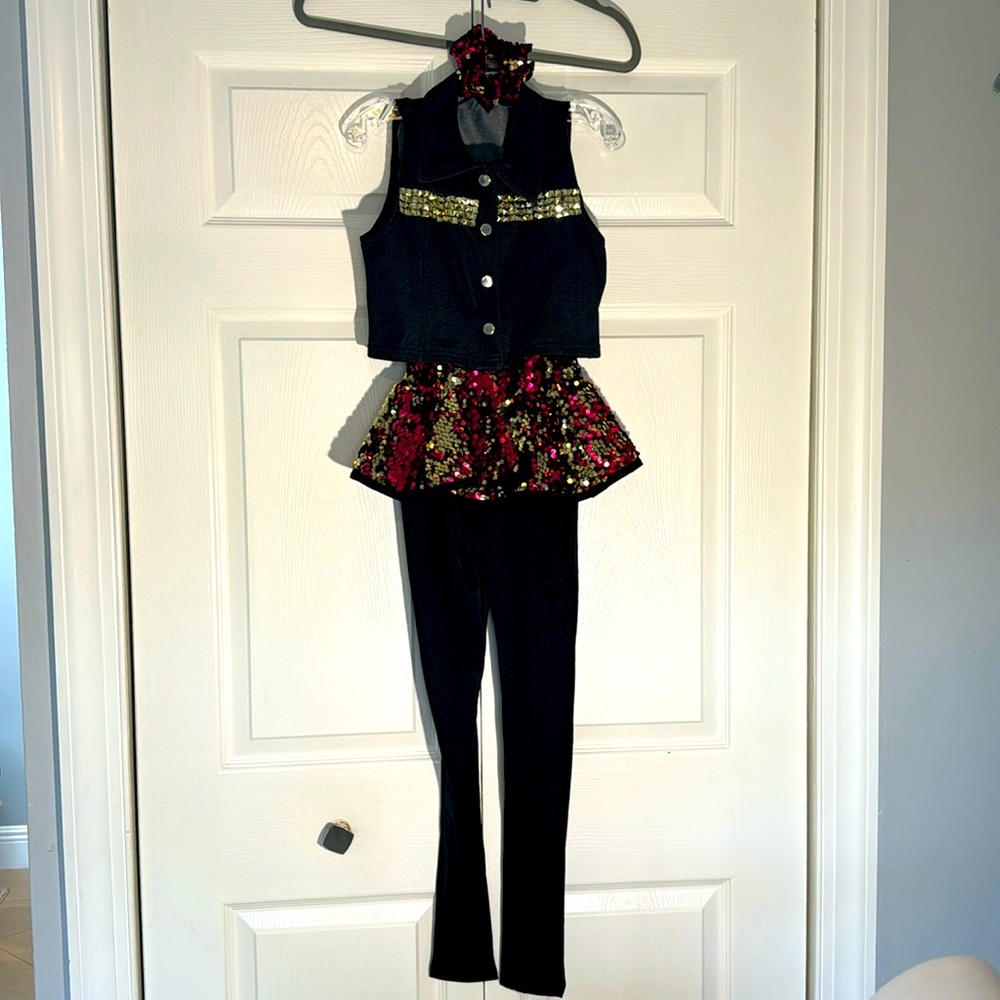HIP HOP DANCE COSTUME